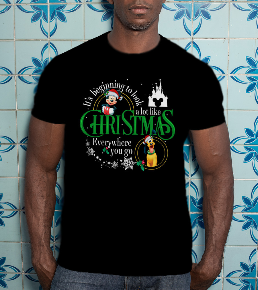 It's Beginning To Look A Lot Like Christmas Mickey And Pluto Everywhere You Go T-Shirt