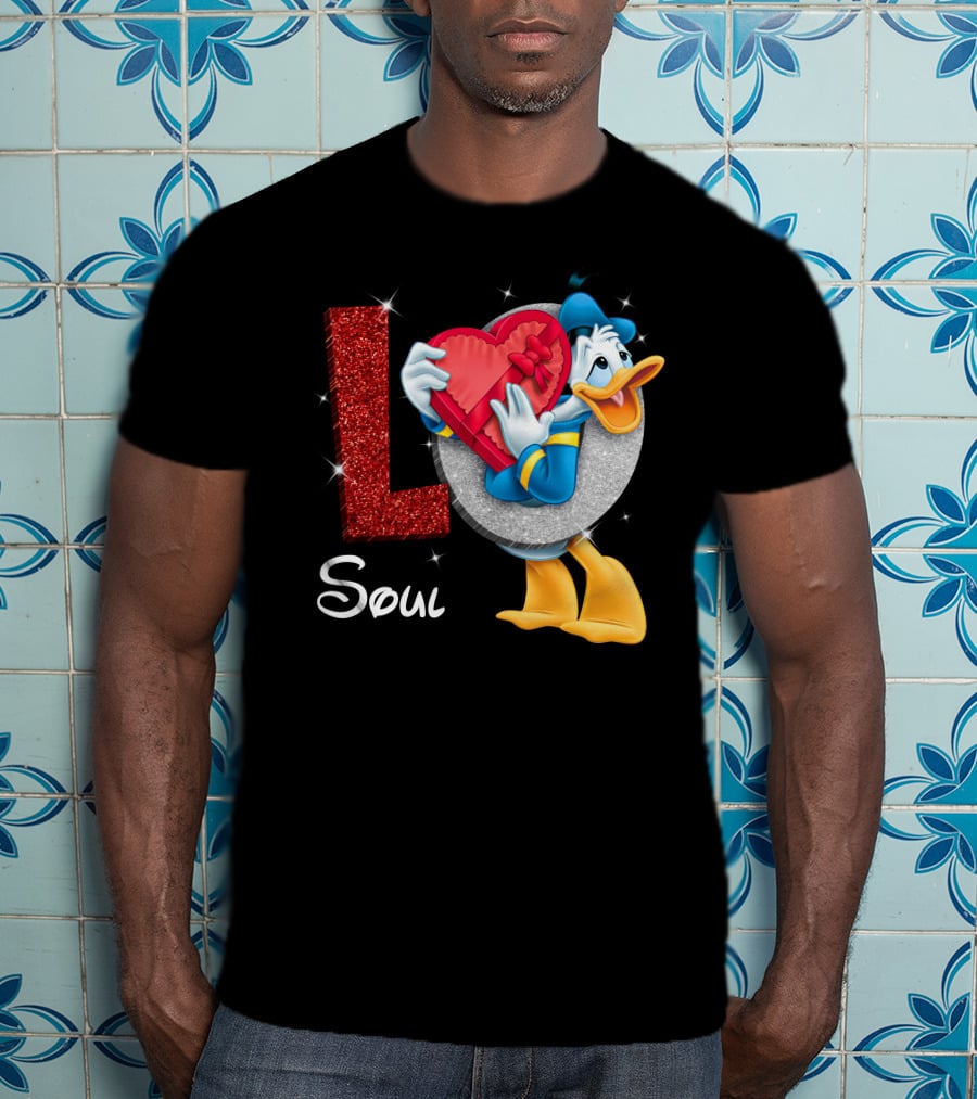 Donald Duck Holding Heart Love Soul T-Shirt