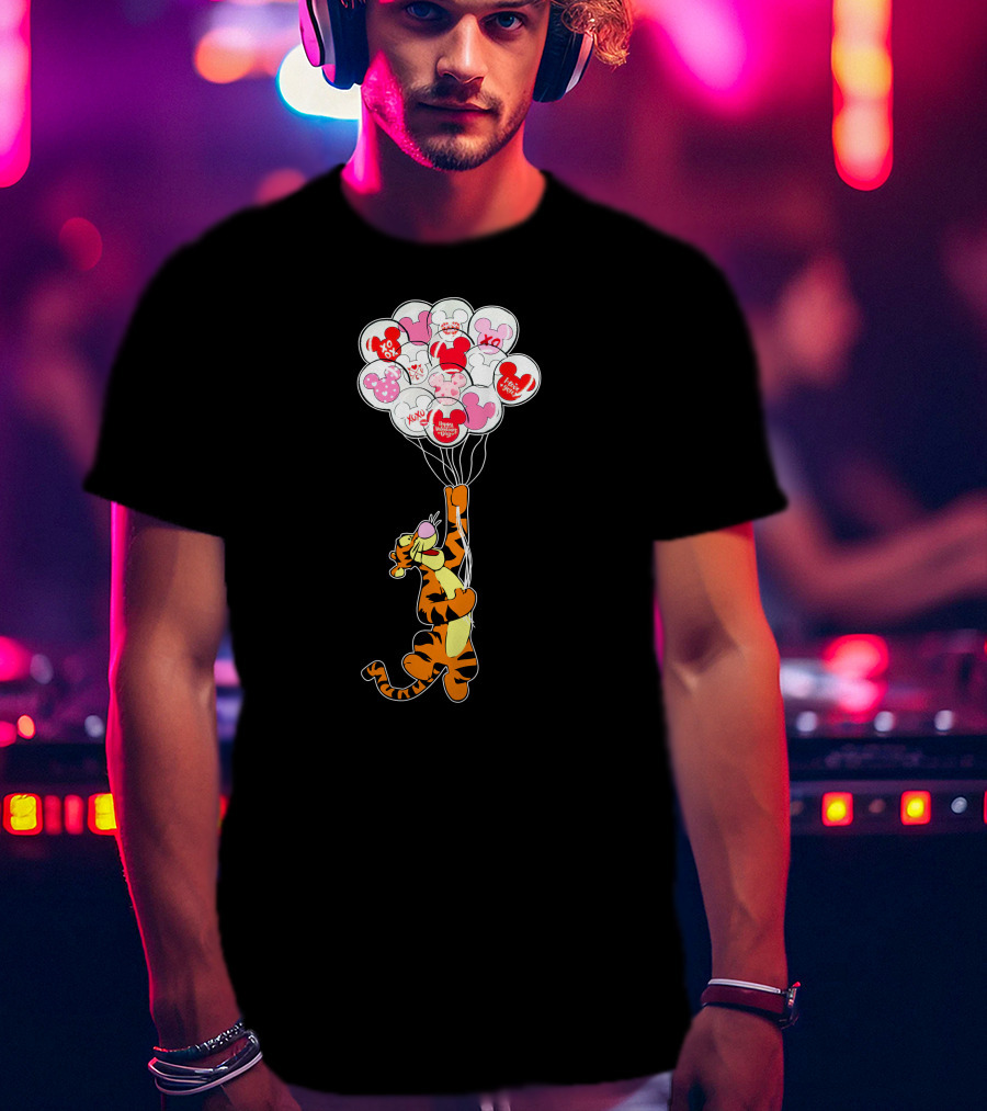 Tigger Flying With Mickey Balloons Valentine's Day Xo Hunny Disney T-Shirt