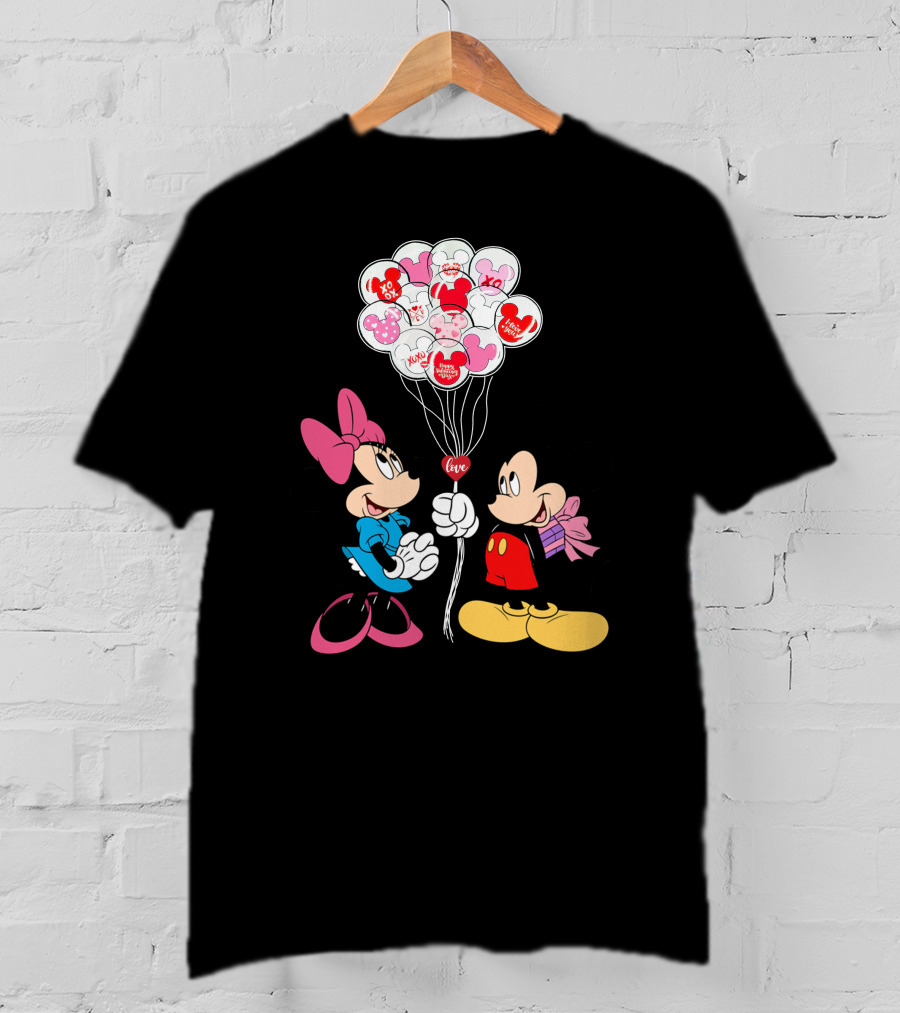 Mickey & Minnie Love Balloons Xo Kiss Me T-Shirt