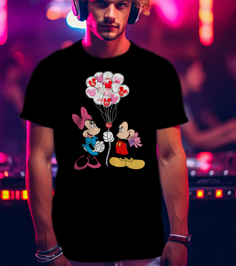 Mickey & Minnie Love Balloons Xo Kiss Me T-Shirt