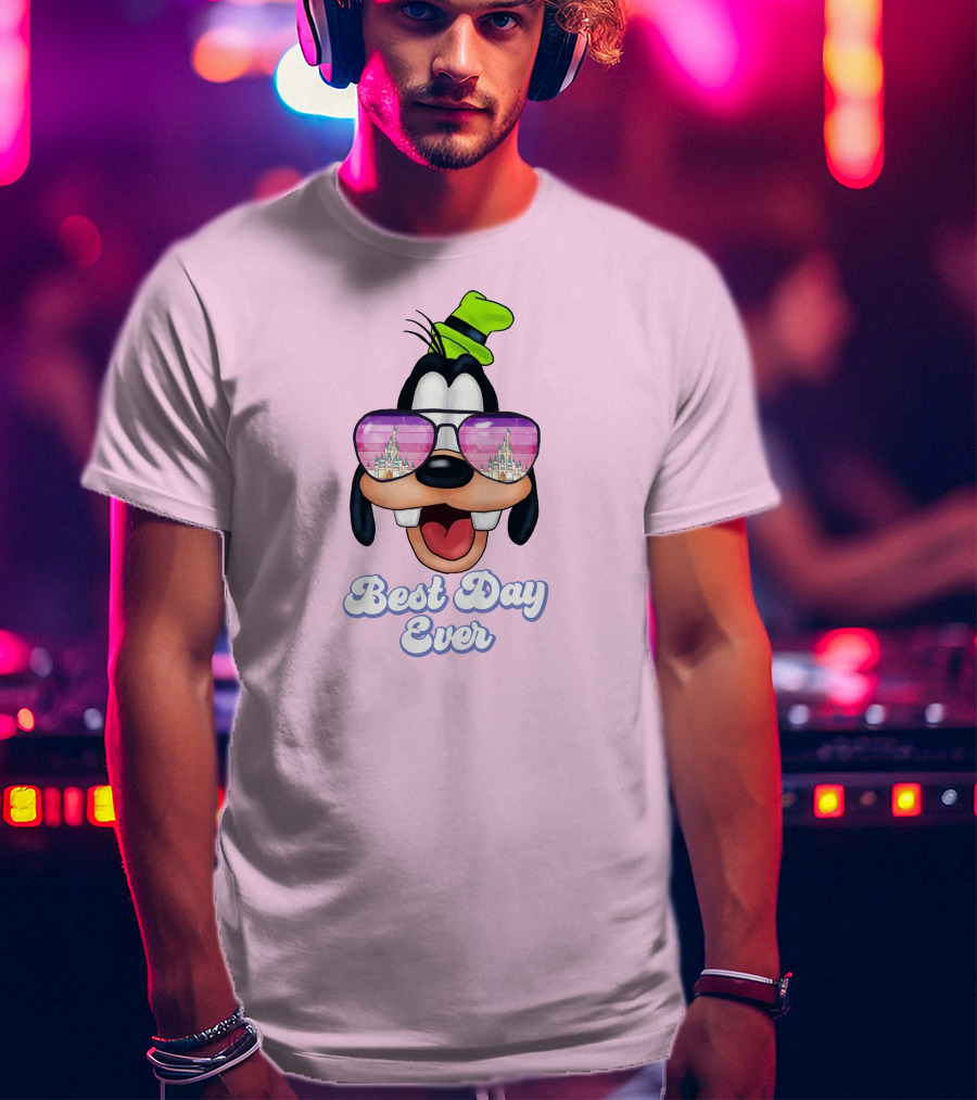 Goofy Best Day Ever Sunglasses Castle Reflection T-Shirt