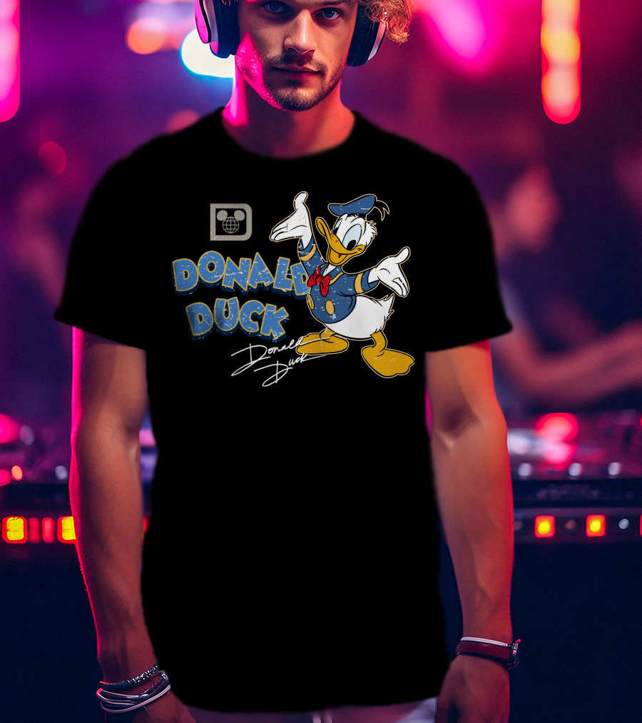 Donald Duck Retro Style Disney Character T-Shirt