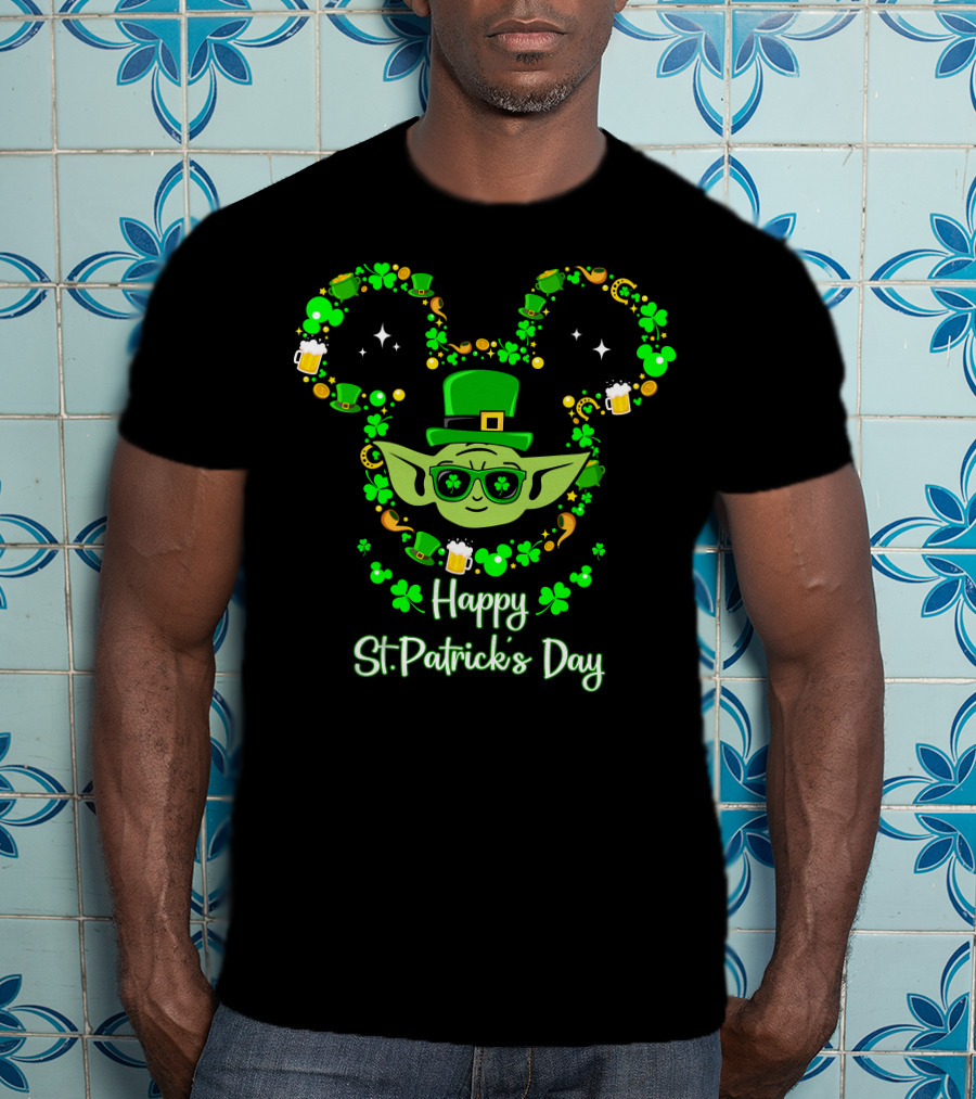 Happy St. Patrick's Day Baby Yoda With Shamrocks And Leprechaun Hat T-Shirt