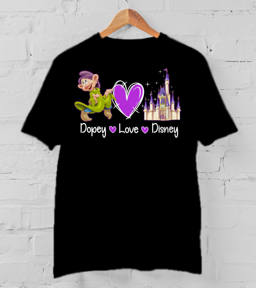 Dopey Love Disney Castle Magic T-Shirt