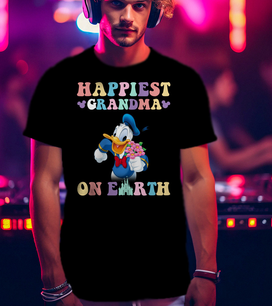 Happiest Grandma On Earth With Donald Duck And Castle T-Shirt