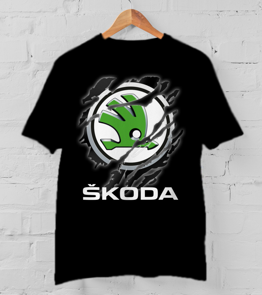 Skoda Green Emblem With Claw Marks T-Shirt