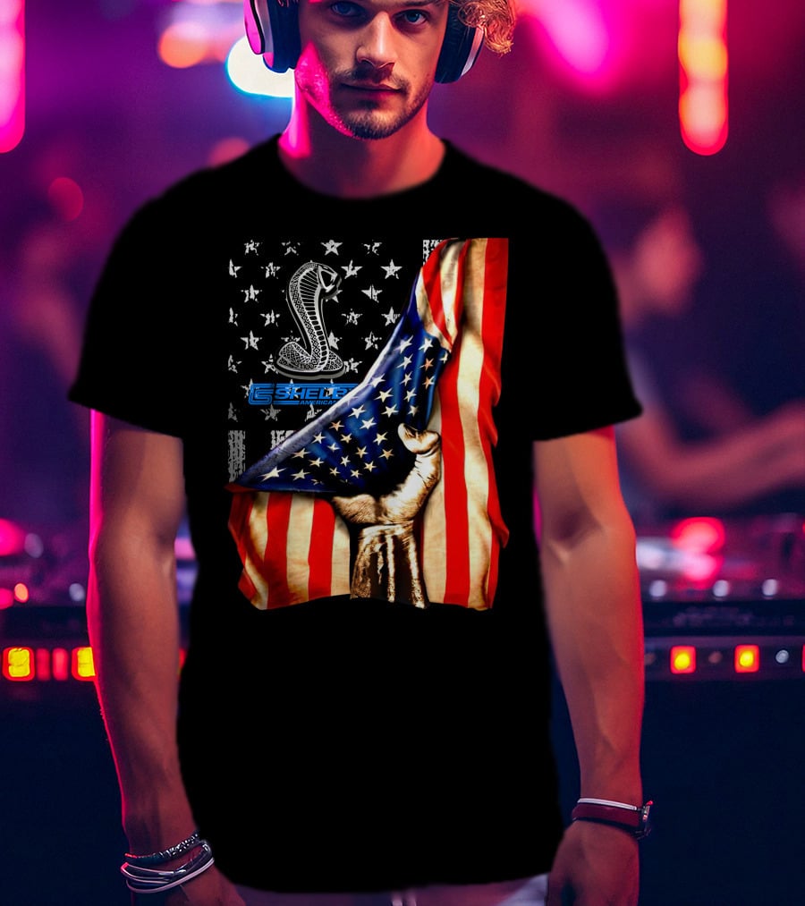 SHELBY AMERICA FLAG COBRA STAR SYMBOL FIST GRIP T-Shirt