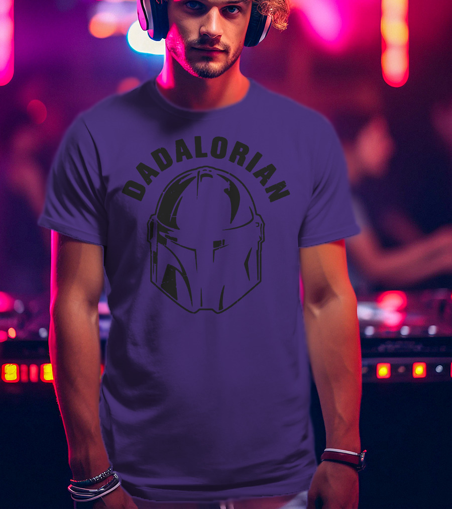 Dadalorian Funny Family Daddy Lover Father's Day Mandalorian Helmet T-Shirt
