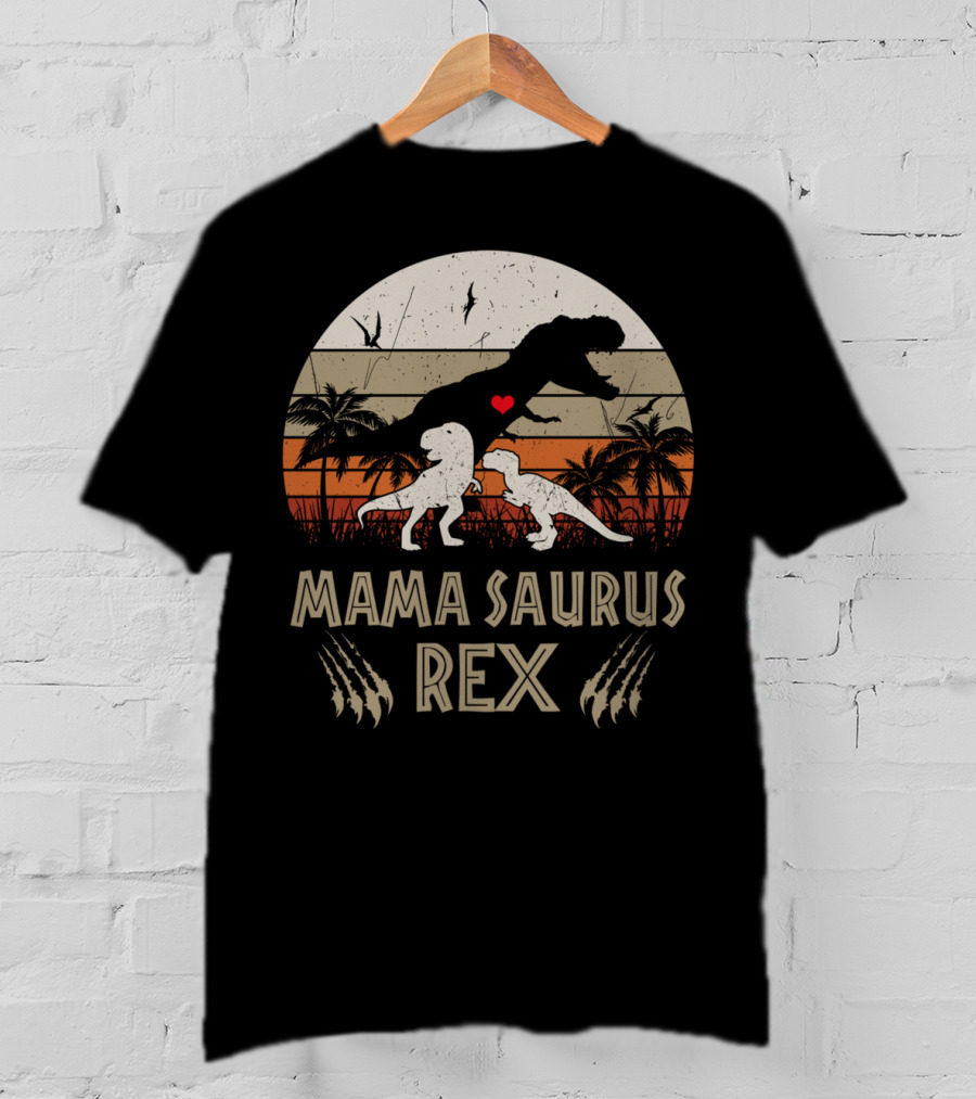Mamasaurus Rex Cool Mom Dinosaur Scene With Heart And Claw Marks T-Shirt