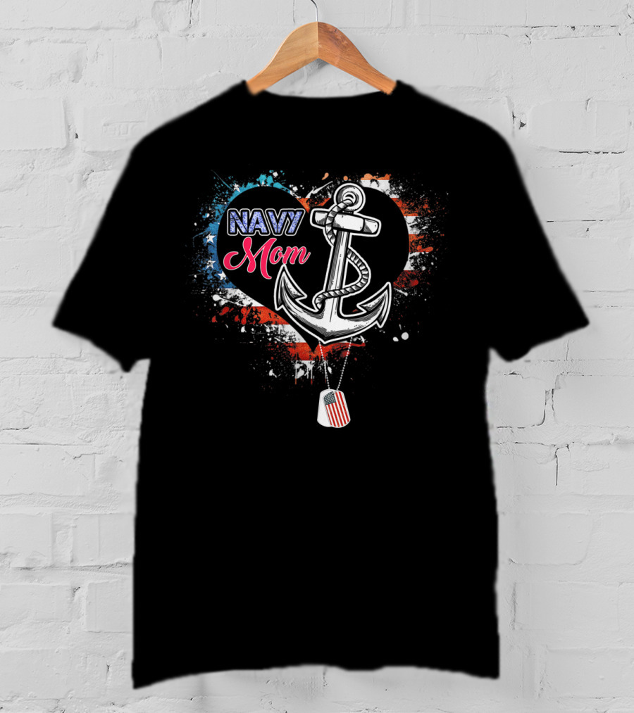 Navy Mom Anchor Heart American Flag Background T-Shirt