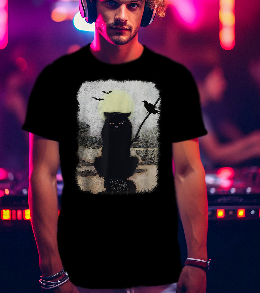 Moonlit Spooky Halloween Scary Black Cat With Bats And Crow T-Shirt