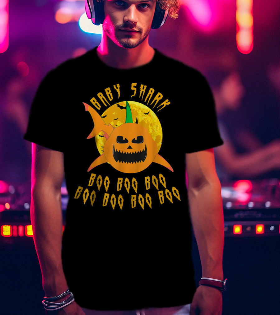 Baby Shark Boo Boo Boo Pumpkin Halloween Scary Moon T-Shirt