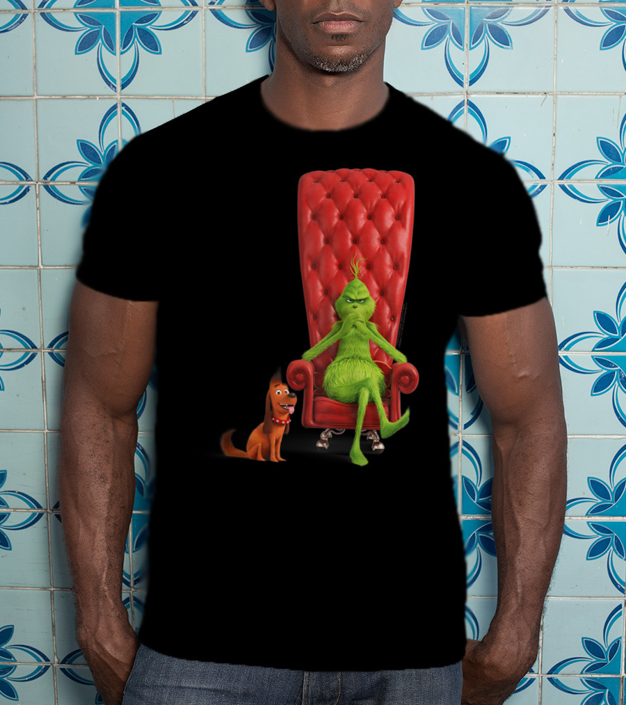 Dr Seuss The Grinch And Max On Red Tufted Chair T-Shirt