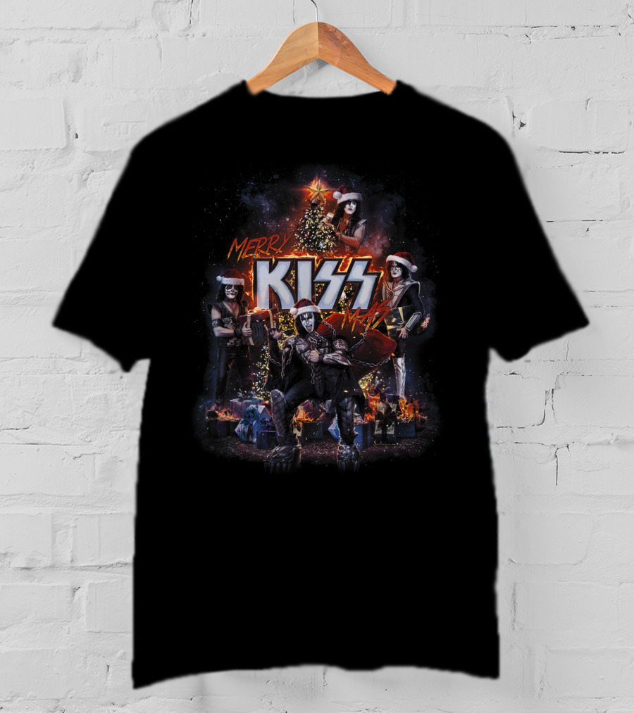 Merry KISSmas KISS Christmas Band Members With Santa Hats And Christmas Tree T-Shirt