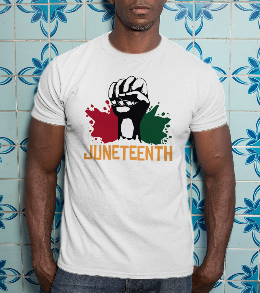 JUNETEENTH Raised Fist With Red Black Green Paint Splashes T-Shirt