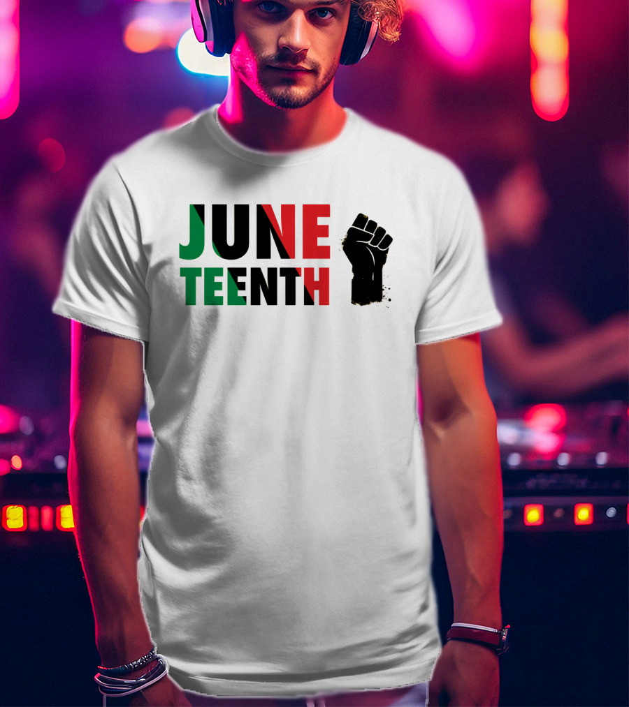 Juneteenth Black Power Fist Red Green T-Shirt