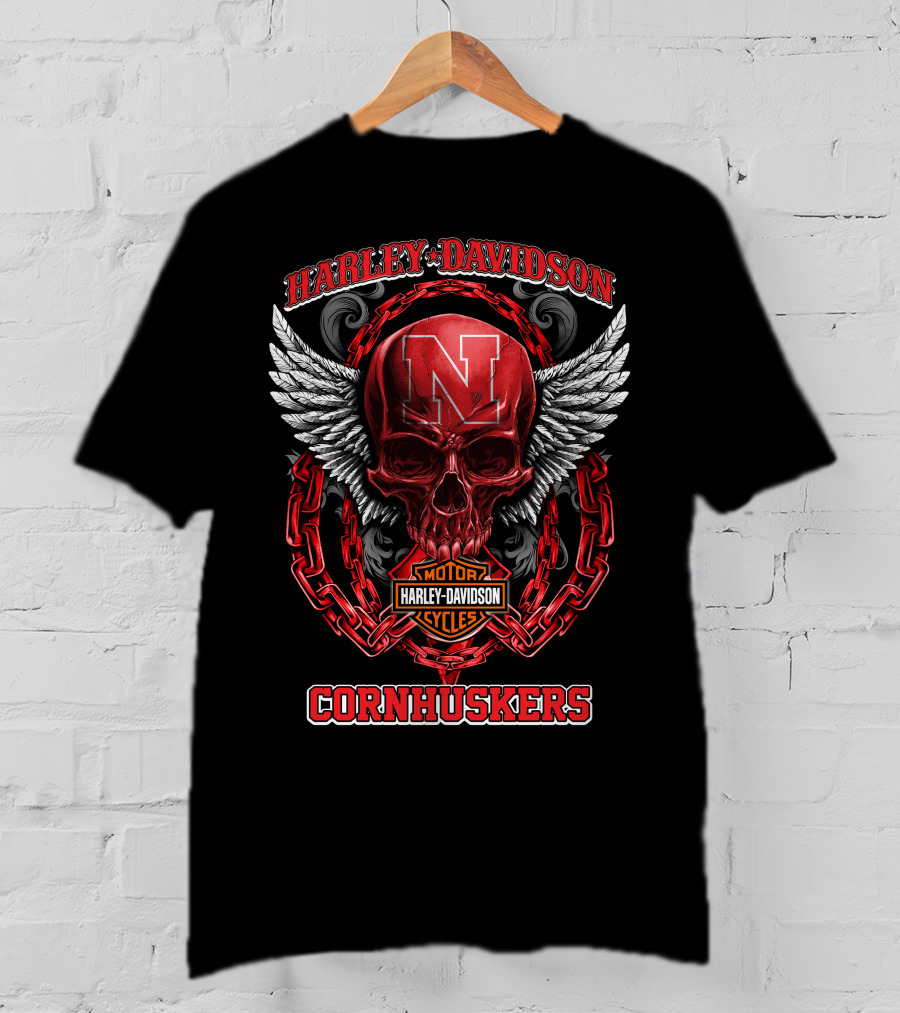 Harley Davidson Nebraska Cornhuskers Skull Wings Chain T-Shirt