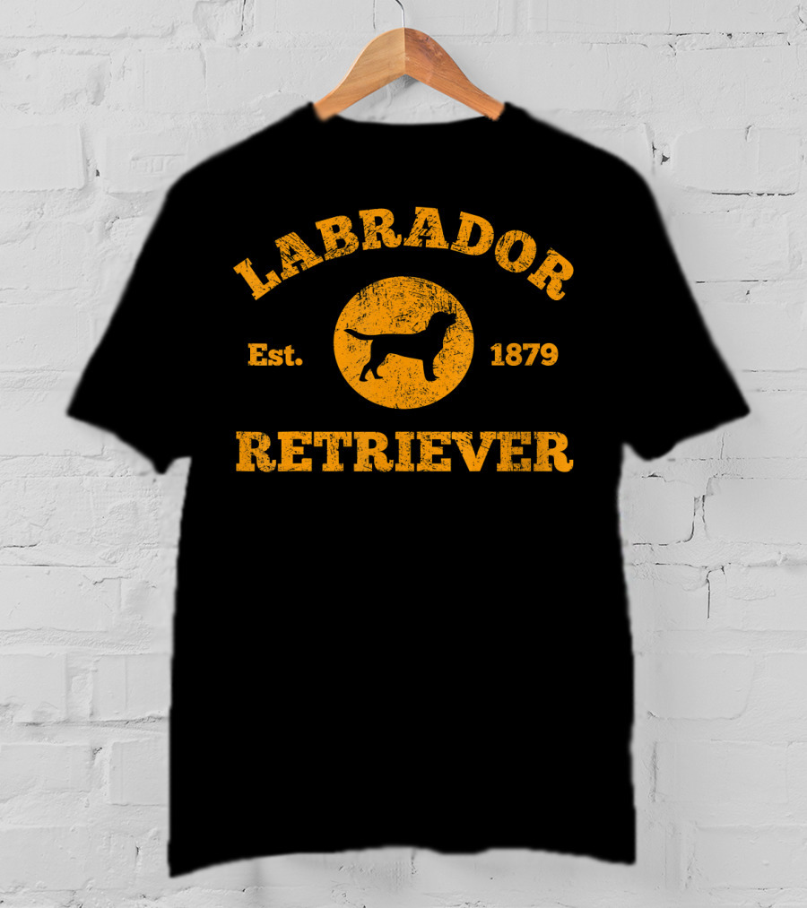 Vintage Labrador Retriever Est 1879 Labrador T-Shirt