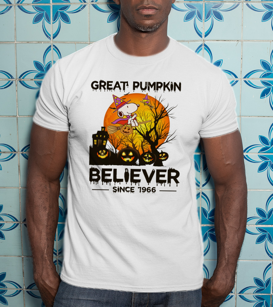 Great Pumpkin Believer Since 1966 Snoopy Halloween Scene T-Shirt