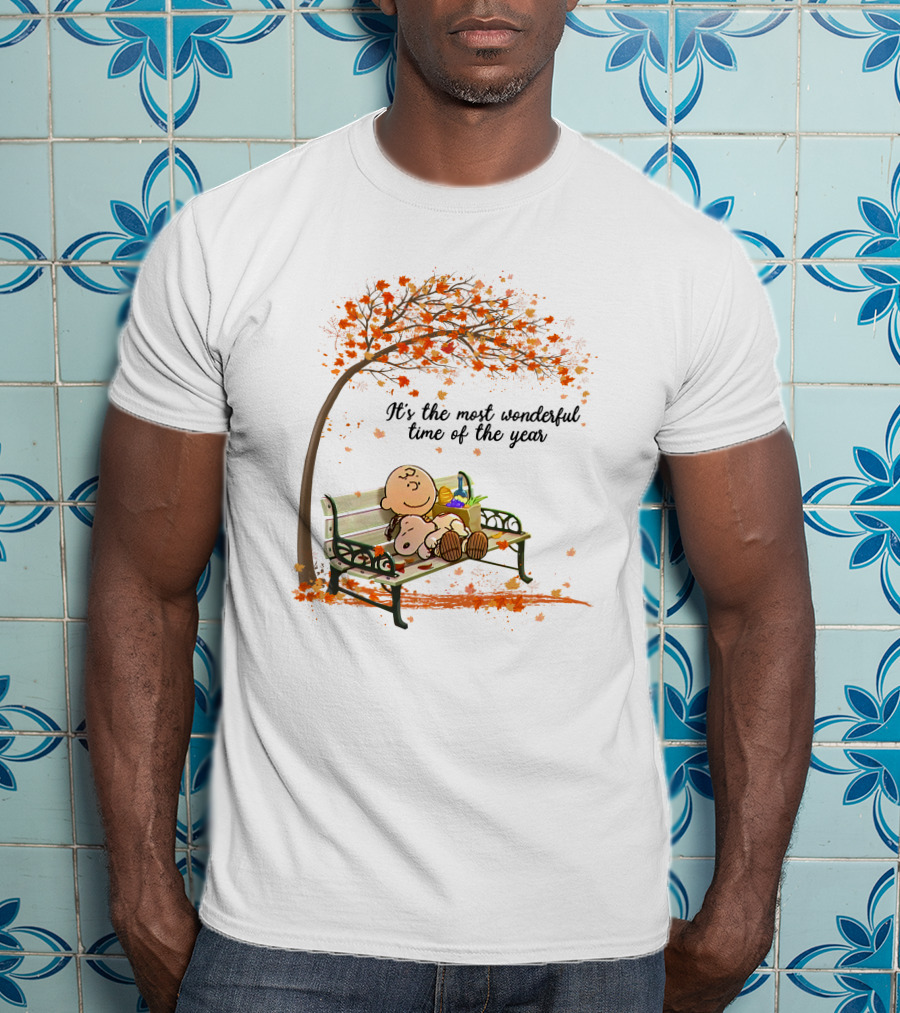 It's The Most Wonderful Time Of The Year Autumn Leaves Bench Scene T-Shirt