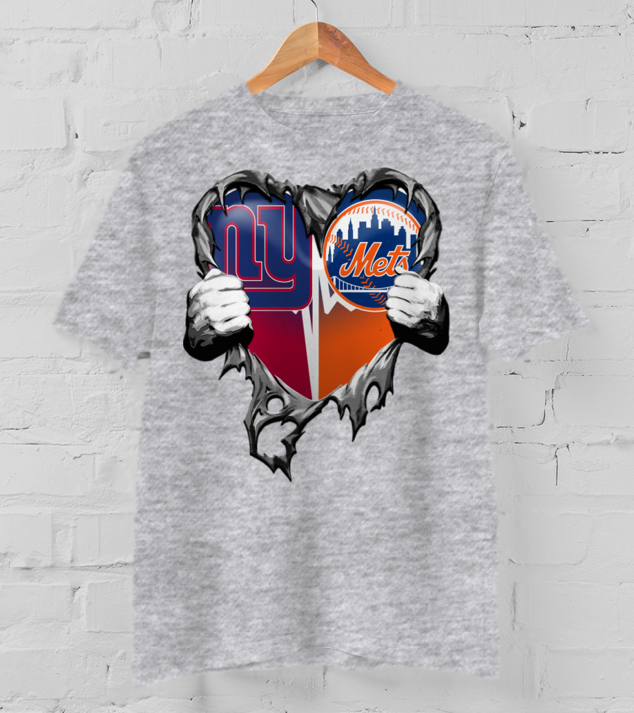 New York Giants Mets Heart Rip T-Shirt