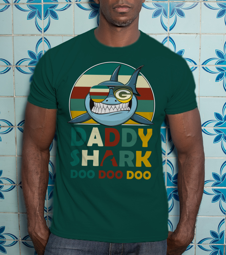 Daddy Shark Green Bay Packers Doo Doo Doo T-Shirt