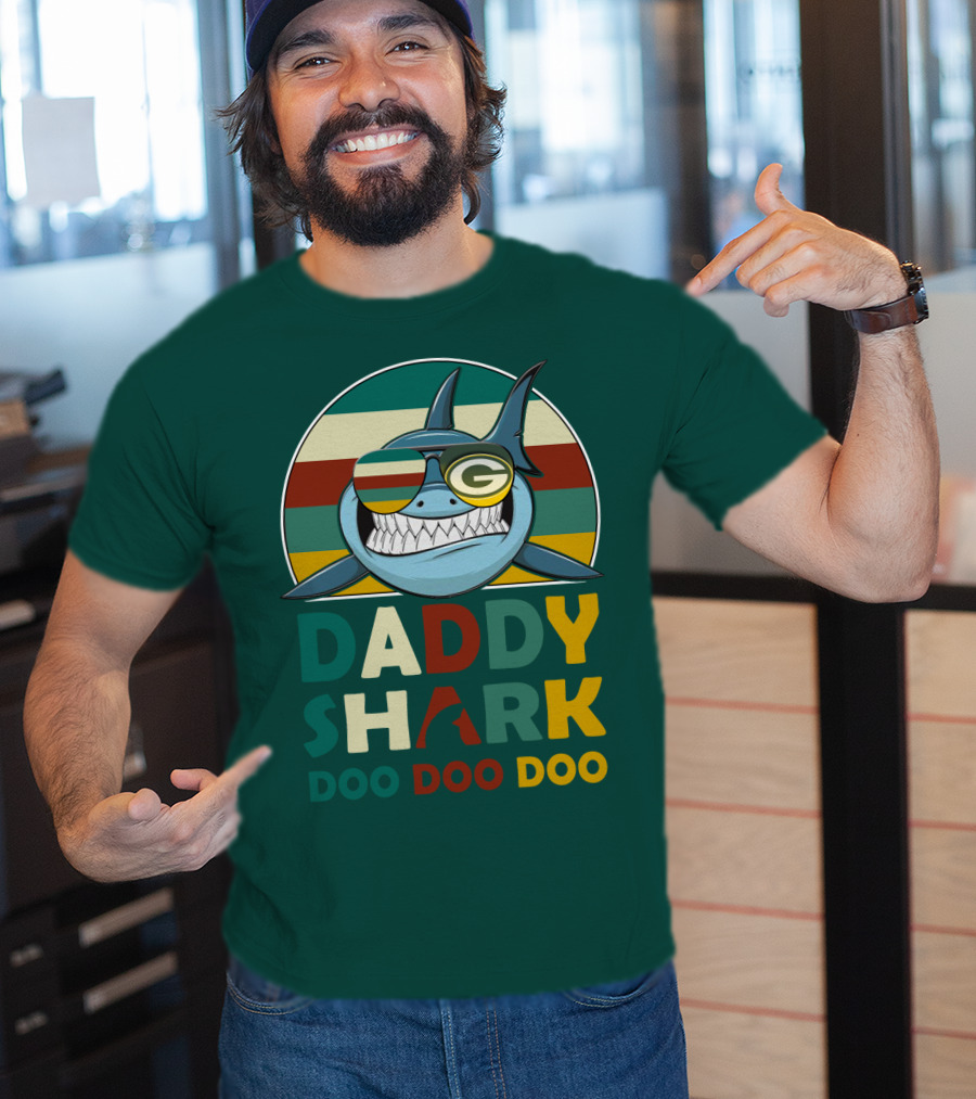 Daddy Shark Green Bay Packers Doo Doo Doo T-Shirt
