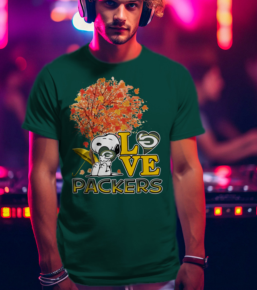 Love Packers Snoopy Green Bay Packers Autumn Tree T-Shirt