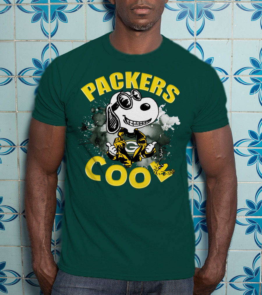 Packers Cool Snoopy Green Bay Packers Football T-Shirt