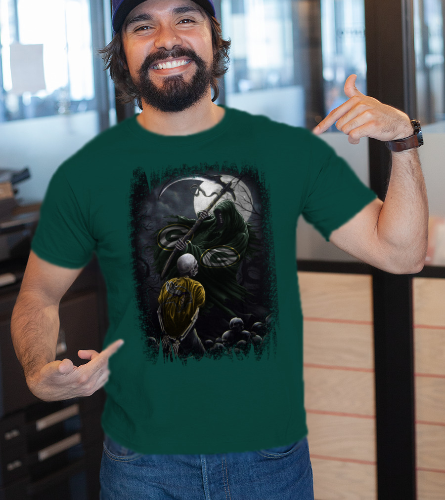 Green Bay Packers Grim Reaper Scene With Skeleton Under Moonlight T-Shirt