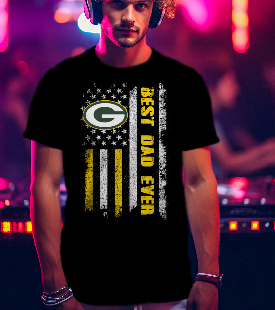 Green Bay Packers Best Dad Ever Vintage American Flag T-Shirt