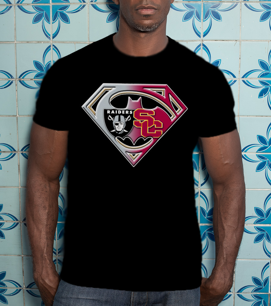 Raiders Sc Batman Superman Mashup Bat 099 T-Shirt