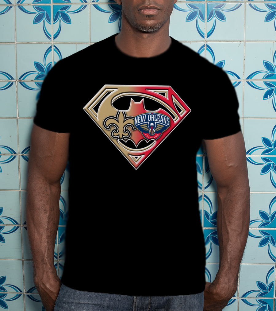 New Orleans Pelicans Saints Superman Batman Fleur De Lis Logo Bat 109 T-Shirt