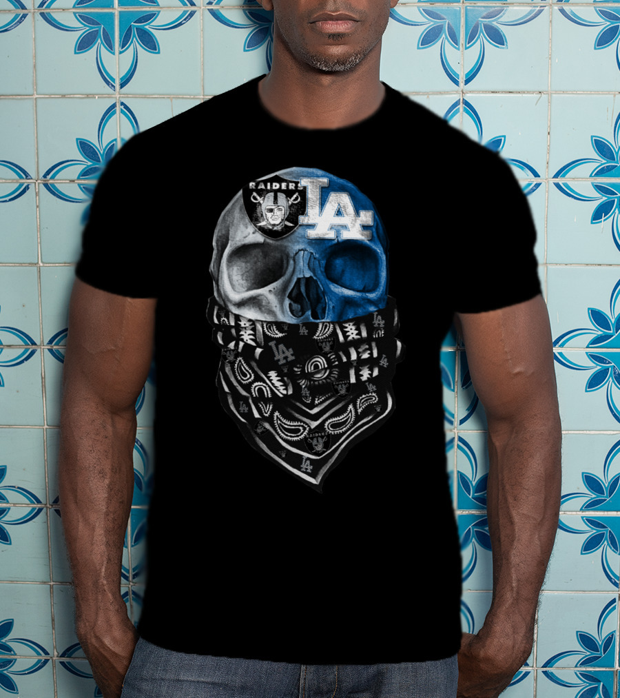 Raider La Bandana Skull T-Shirt