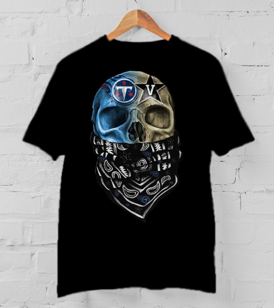 Tennessee Titans Dual Skull With Bandana T-Shirt
