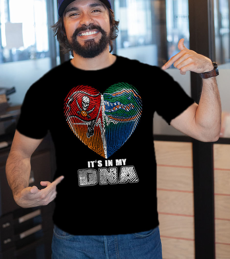 It's In My Dna Buccaneers Gators Heart Fingerprint T-Shirt