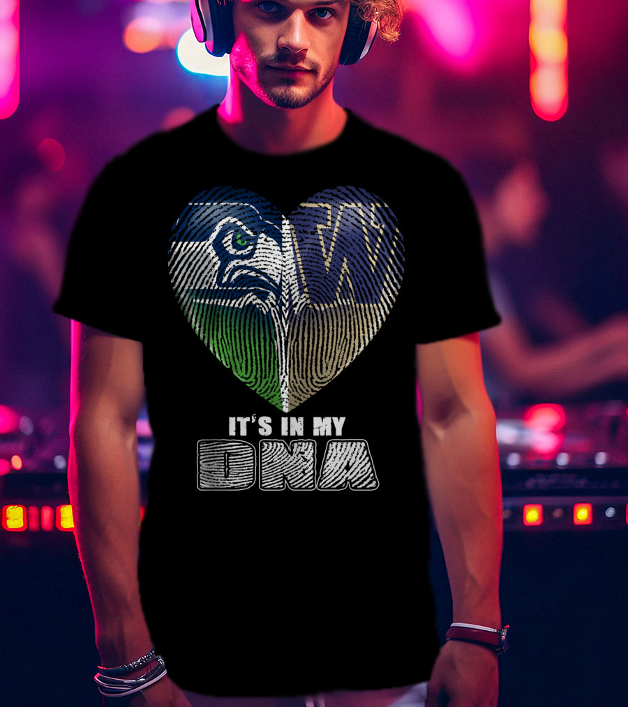 It's In My Dna Seahawks Huskies Heart T-Shirt