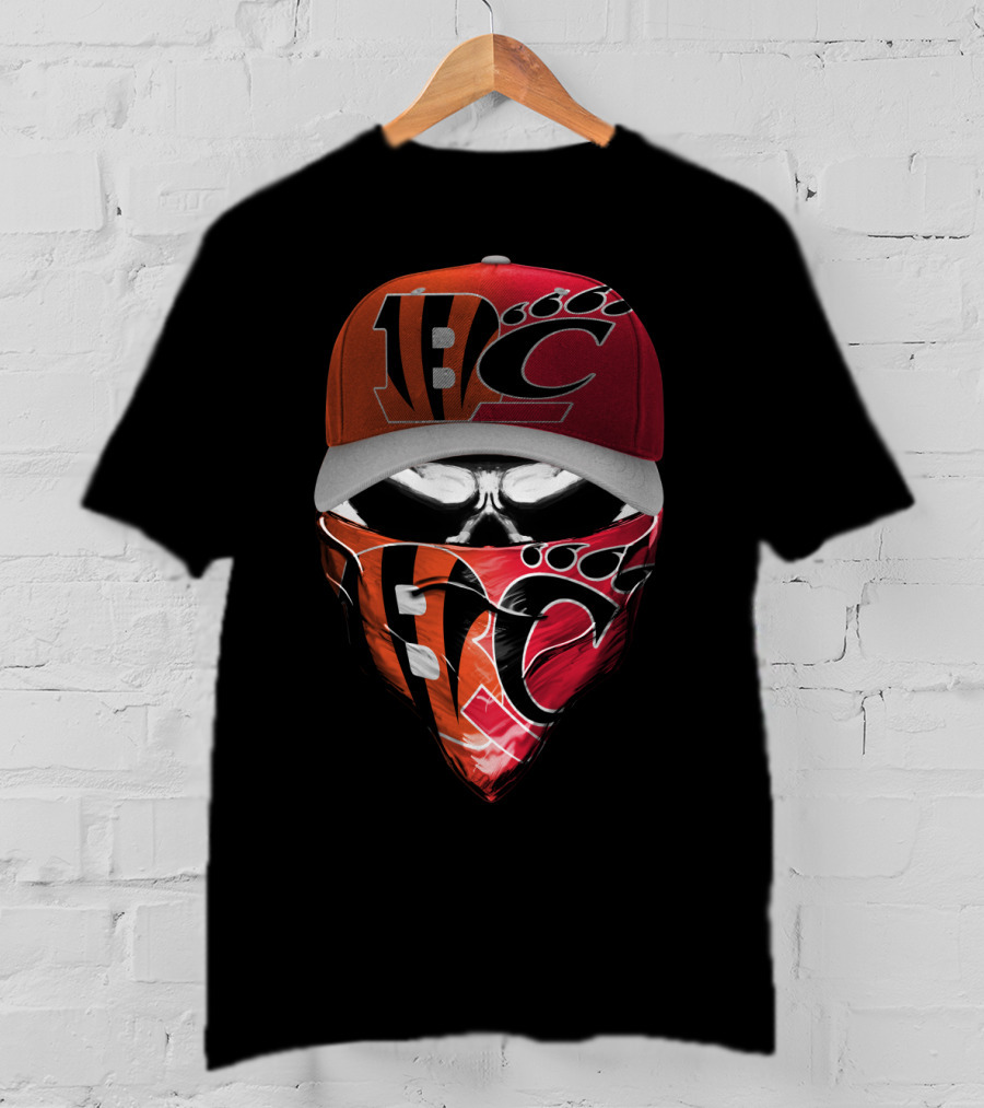 Bengals Skull Mask And Cap T-Shirt