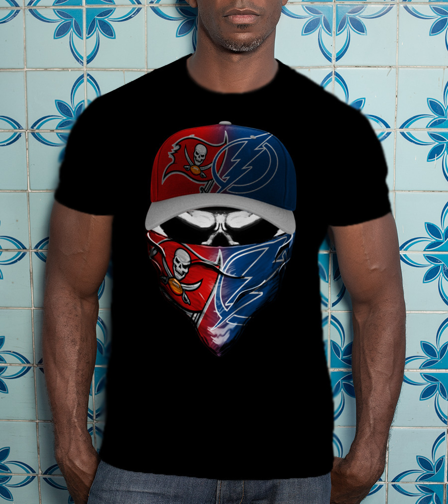 Buccaneers Lightning Face Mask Hat Dual T-Shirt