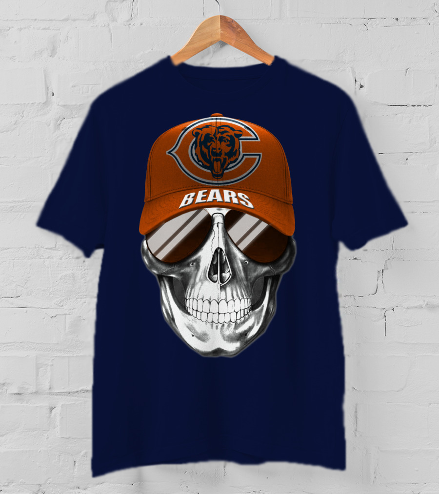 Chicago Bears Skull Cap With Logo And Sunglasses T-Shirt