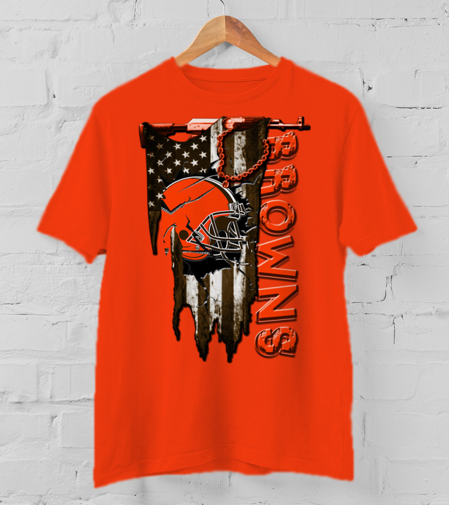 Cleveland Browns American Flag Football Helmet Browns T-Shirt