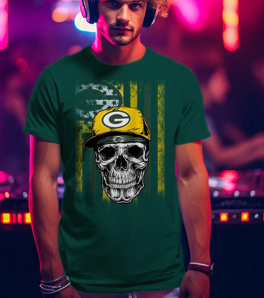 Green Bay Packers Skull With Cap And Distressed Flag T-Shirt