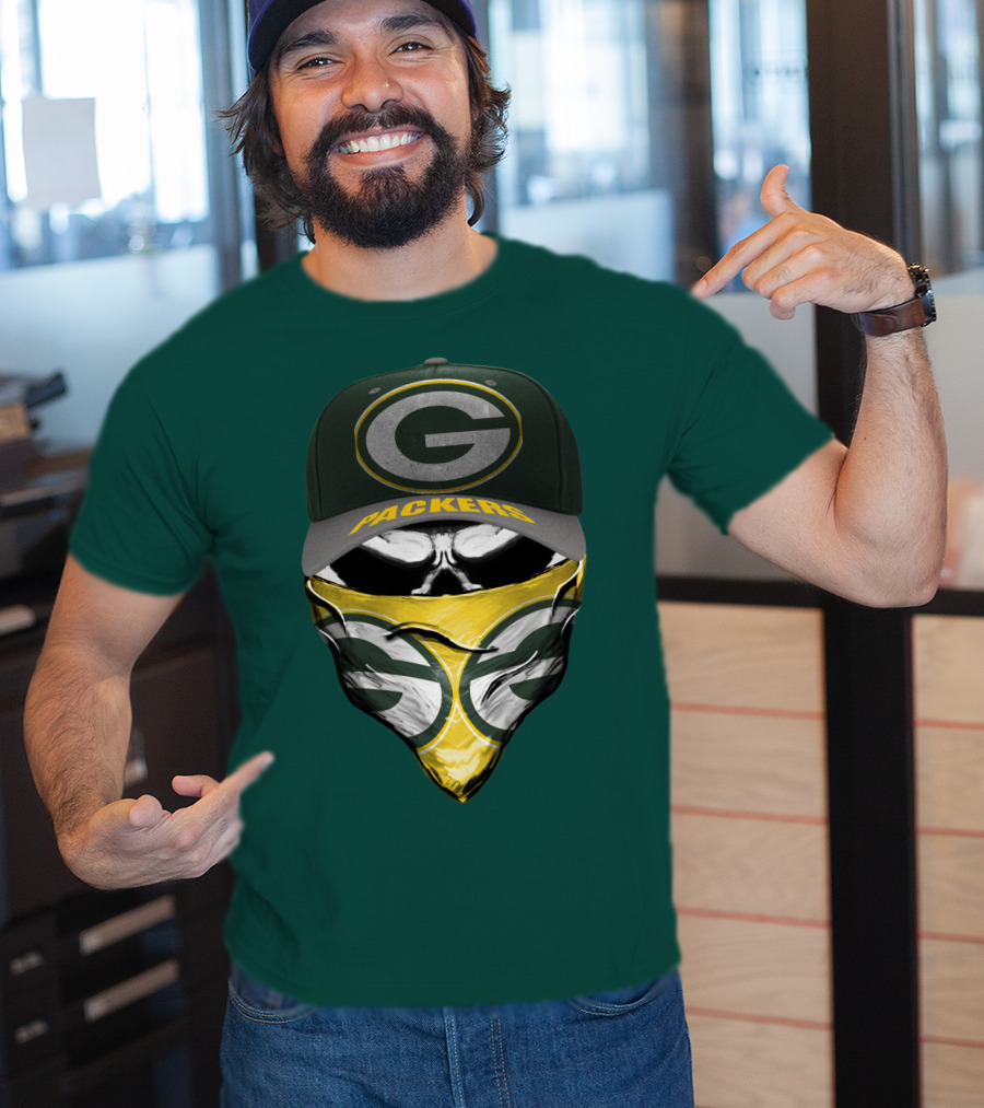 Green Bay Packers G Cap And Bandana Face Skull T-Shirt
