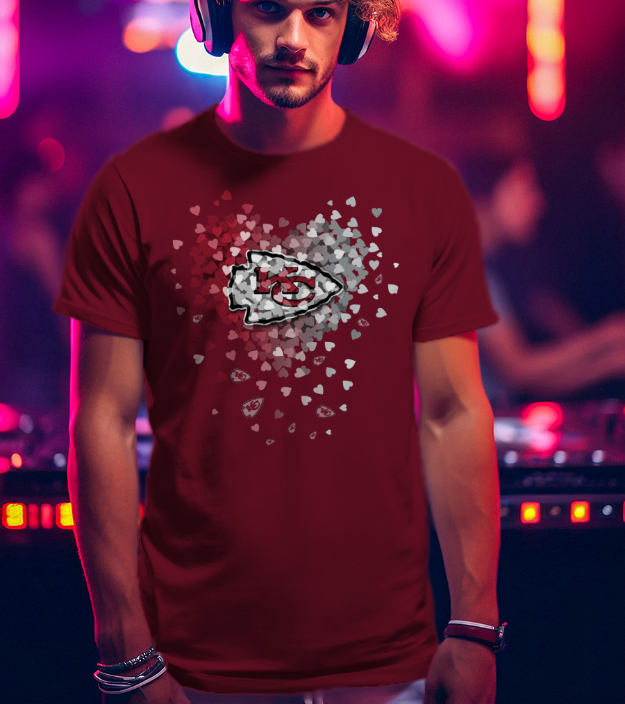 Kansas City Chiefs Heart Logo With Red And White Hearts T-Shirt