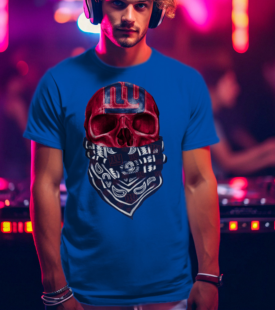 Newyork Giants Skull With Bandana And Team T-Shirt