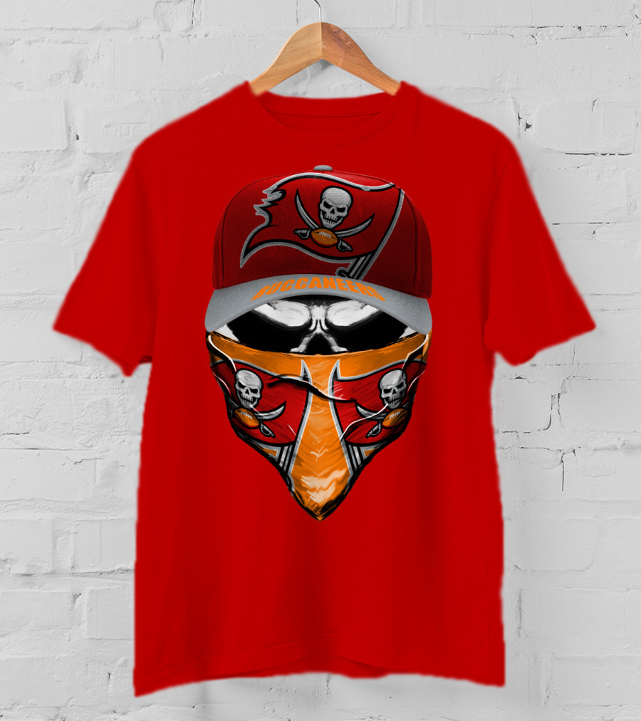 Buccaneers Skull Logo Hat And Bandana Red T-Shirt