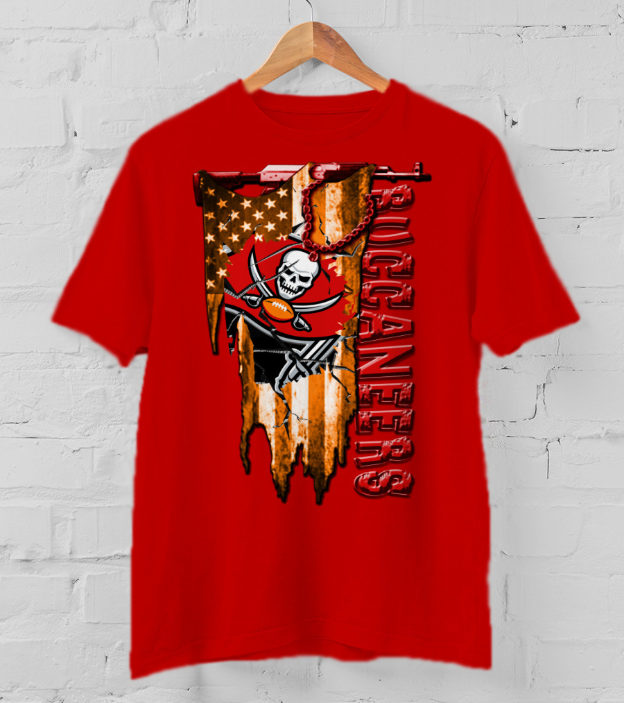 Tampa Bay Buccaneers American Flag Skull T-Shirt
