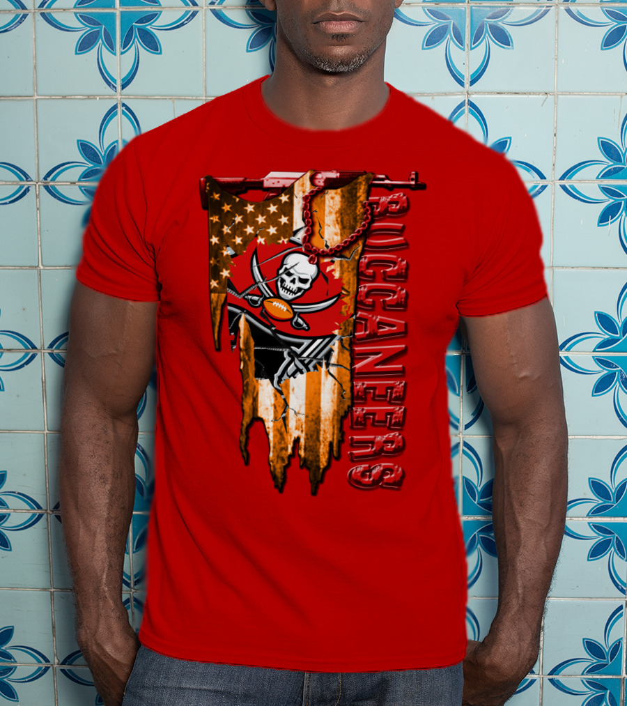 Tampa Bay Buccaneers American Flag Skull T-Shirt