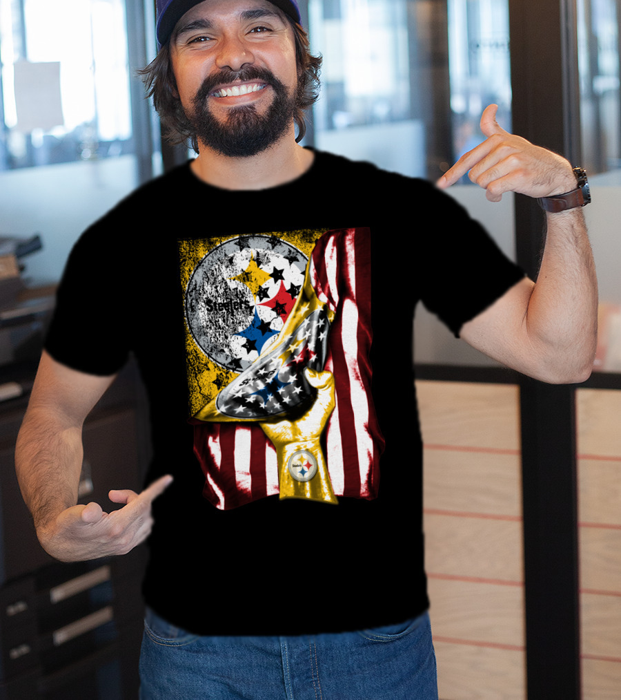 Pittsburgh Steelers American Flag Trophy T-Shirt